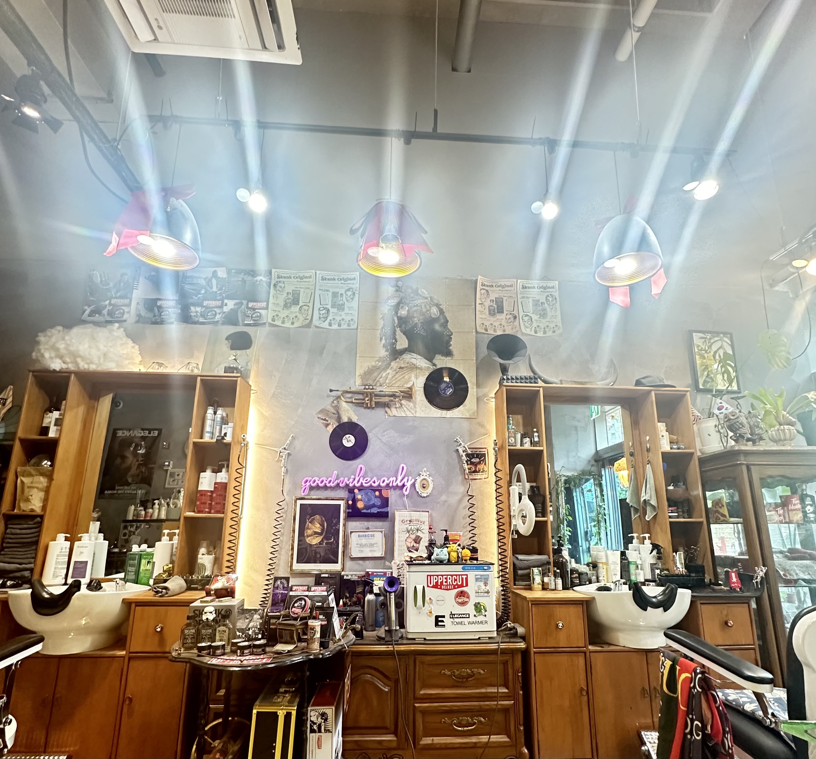 HEADZ AINT READY BARBERSHOP